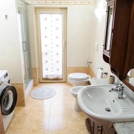 Turistico Il Tiglio Apartment *